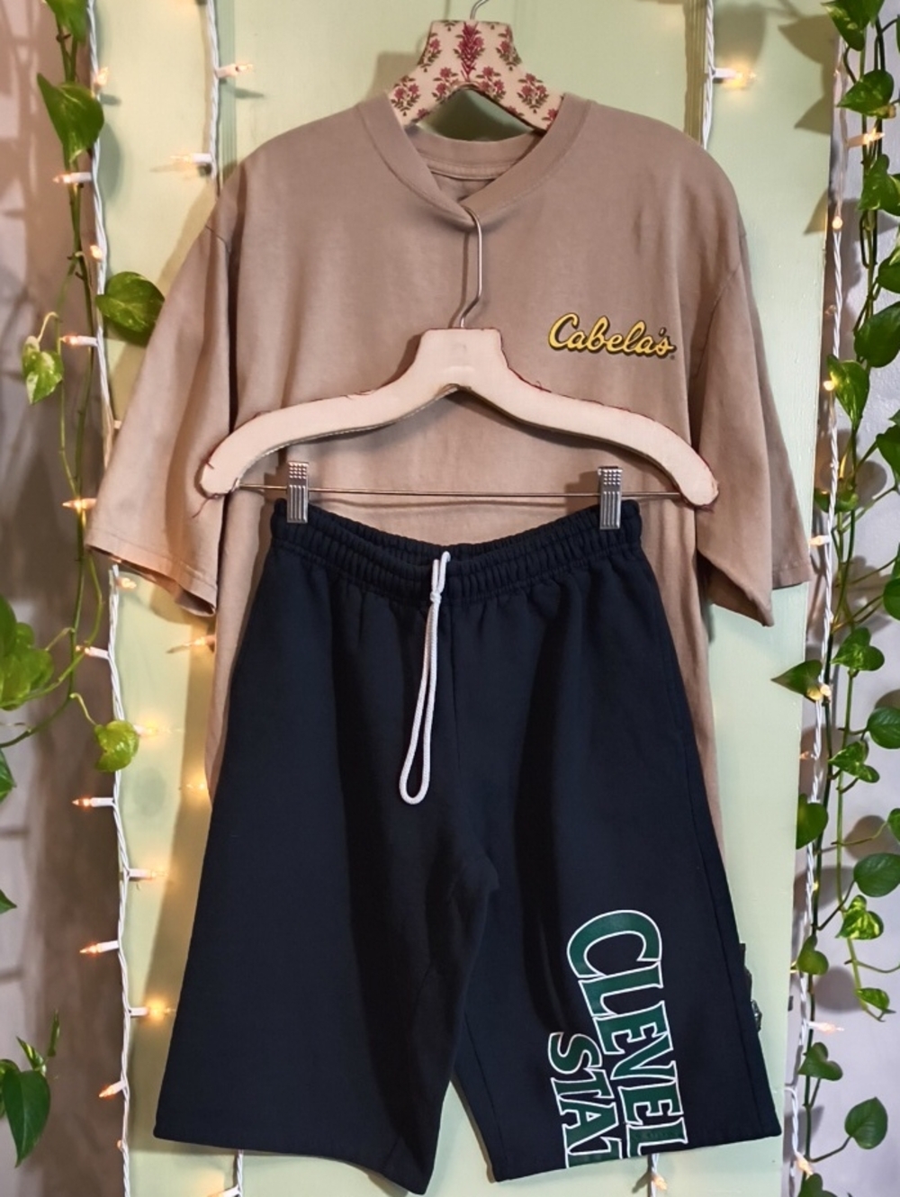 Men's Gildan DryBlend Black Green Cleveland Basketball Sweat Shorts S